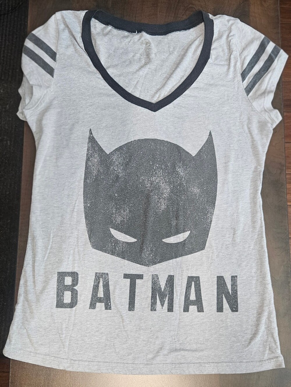 XL (15) Black and Grey Batman Short striped Sleeve v-neck Shirt
